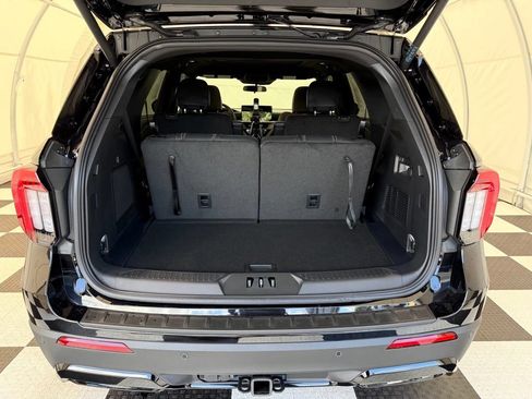 New 2026 Ford Explorer ST-Line AWD/4WD image 4