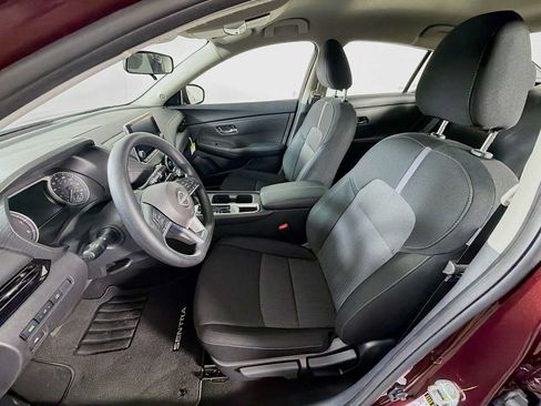 Used 2025 Nissan Sentra SV FWD image 18