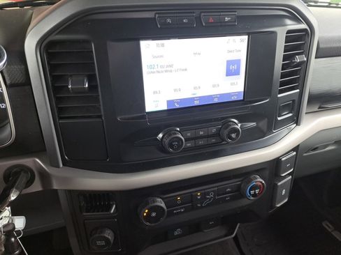 Used 2021 Ford F150 XLT image 32