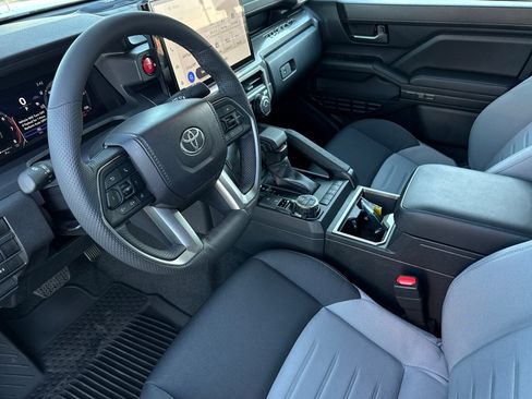 New 2026 Toyota Tacoma TRD Off-Road AWD/4WD image 11