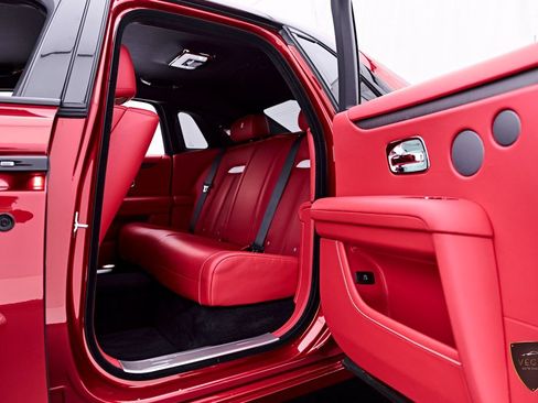 Used 2024 Rolls-Royce Ghost AWD/4WD image 39