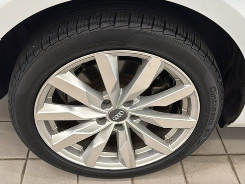 Used 2017 Audi A4 2.0T Premium w/ Convenience Package AWD/4WD image 30