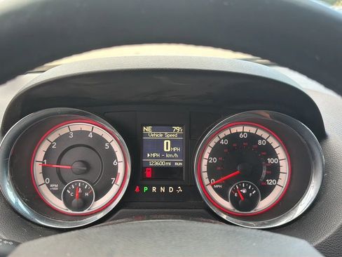 Used 2019 Dodge Grand Caravan SXT w/ Driver Convenience Group FWD image 90