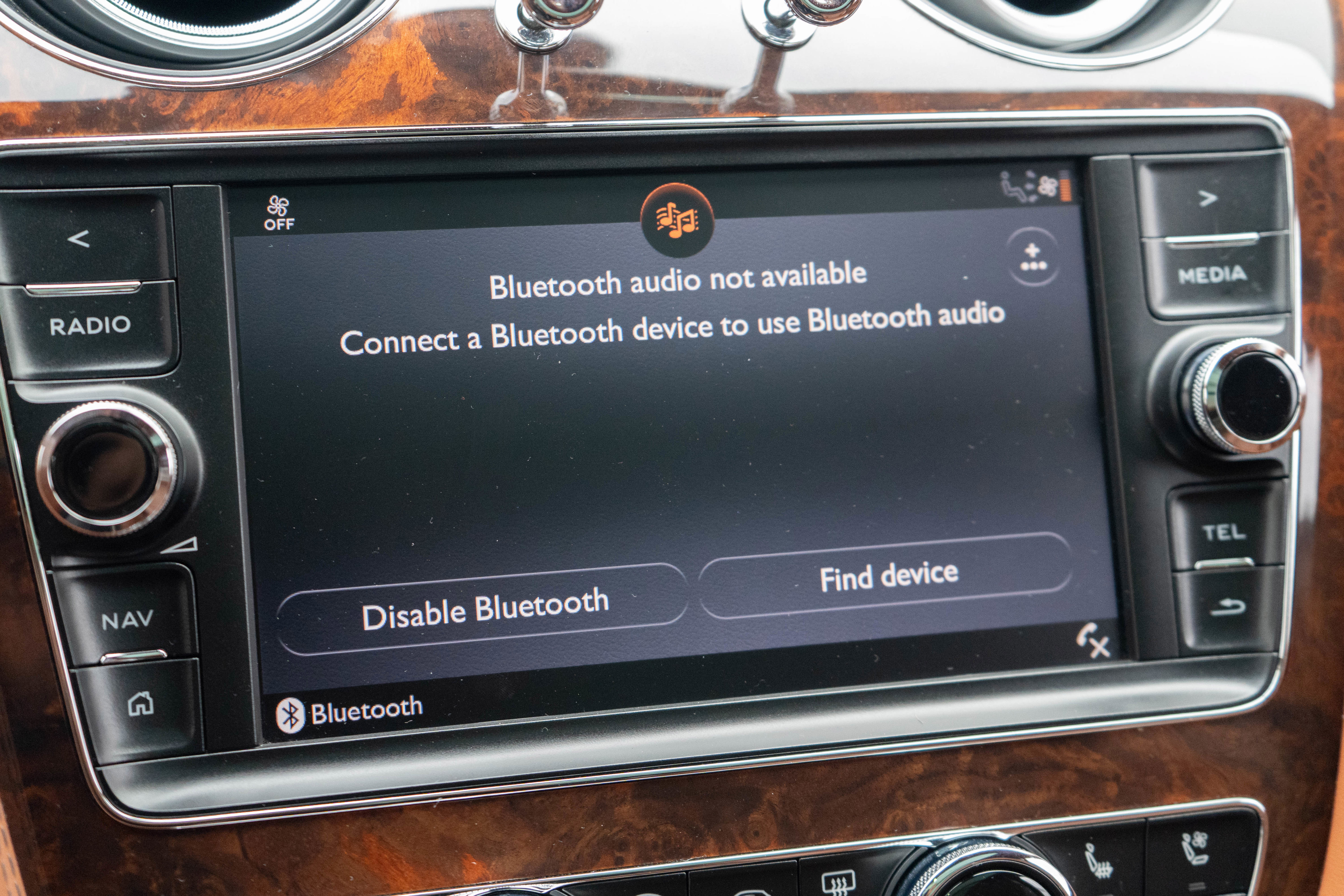 Used 2017 Bentley Bentayga AWD/4WD image 21