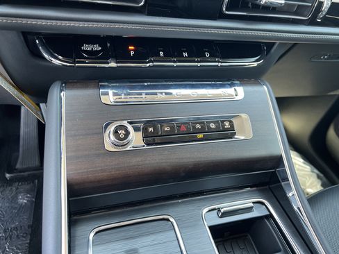 New 2025 Lincoln Aviator Reserve w/ Jet Appearance Package image 21