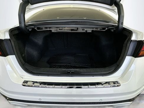 Used 2020 Nissan Altima 2.5 Platinum image 27