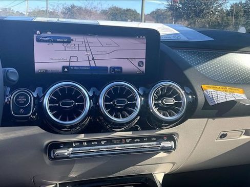 New 2025 Mercedes-Benz GLA 250 GLA 250 image 17