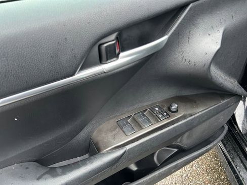 Used 2024 Toyota Camry SE w/ Audio Upgrade Package image 31