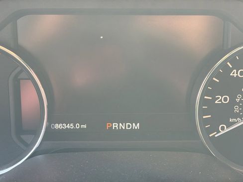 Used 2018 Ford F150 Lariat RWD image 3