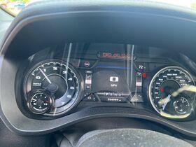 Used 2022 RAM 1500 Laramie AWD/4WD image 18