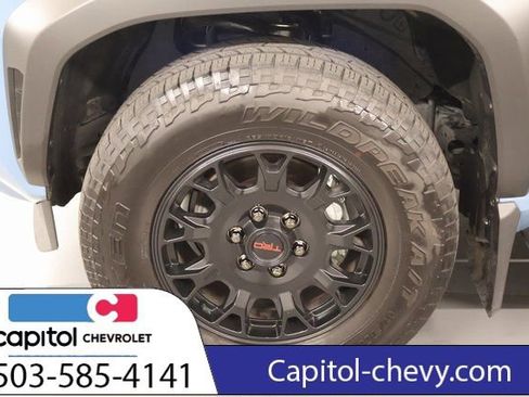 Used 2025 Toyota 4Runner TRD Off-Road Premium AWD/4WD image 8