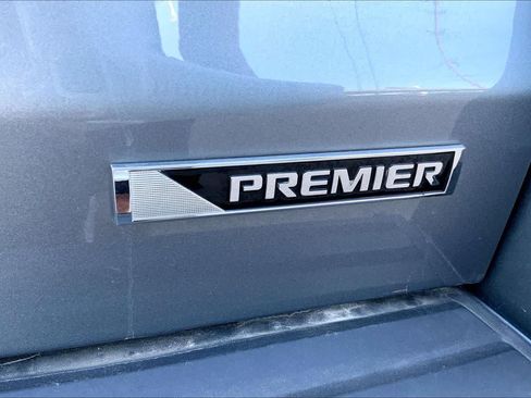 Used 2018 Chevrolet Tahoe Premier AWD/4WD image 9
