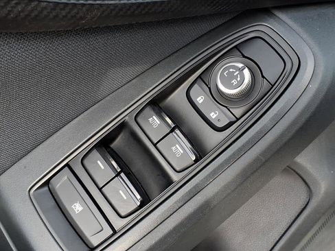 Certified 2021 Subaru Crosstrek 2.0i Premium image 24