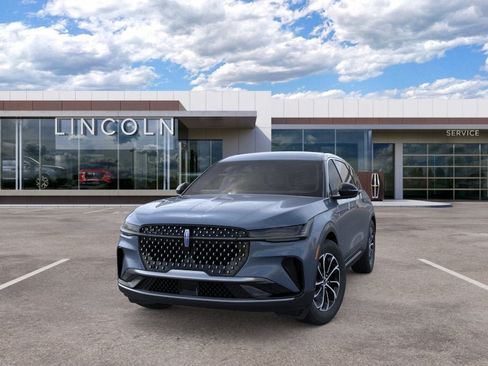 New 2026 Lincoln Nautilus Hybrid AWD/4WD image 3