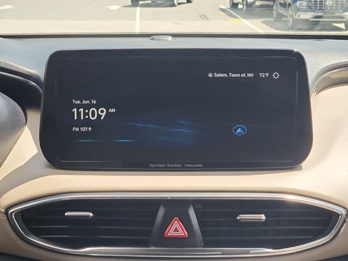Certified 2023 Hyundai Santa Fe SEL w/ Premium Package AWD/4WD image 17