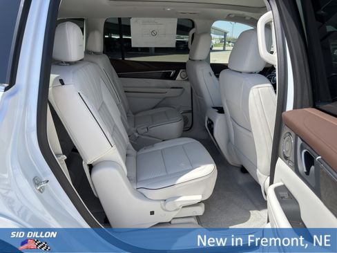 New 2026 Buick Enclave Avenir w/ Super Cruise Package AWD/4WD image 20