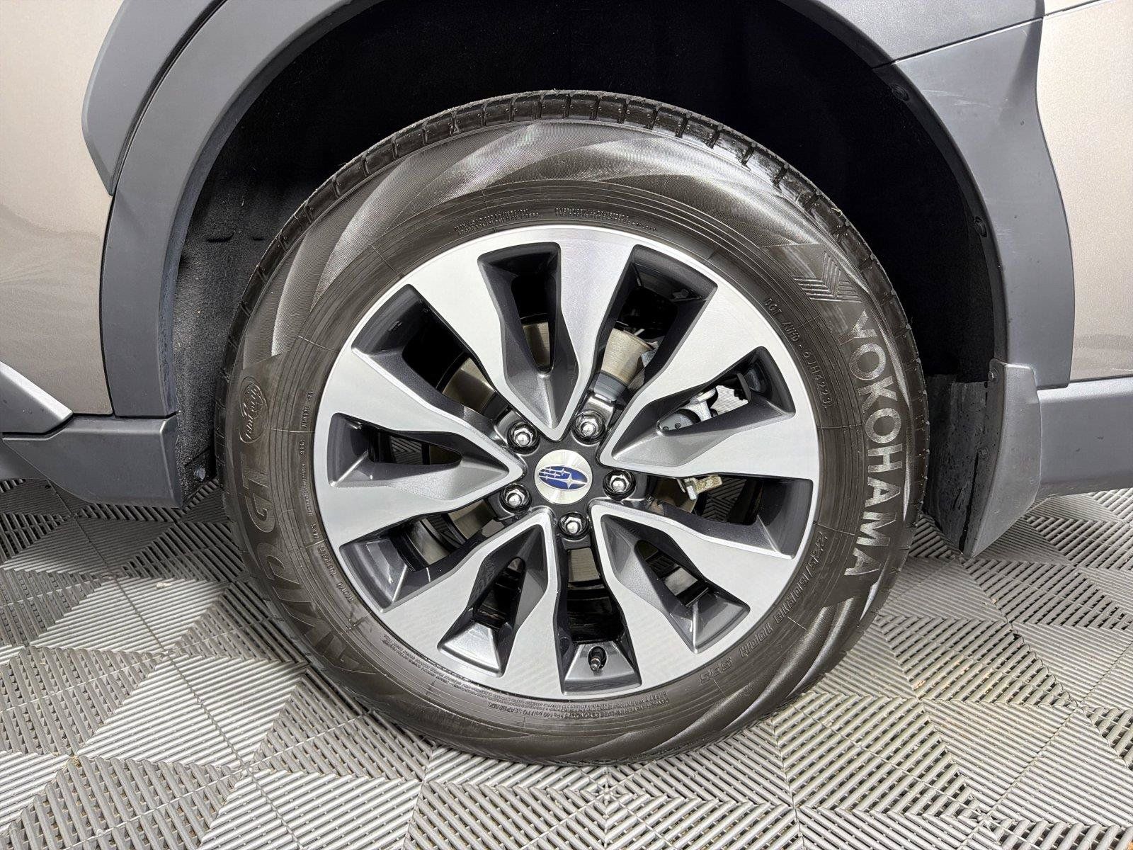 Used 2024 Subaru Outback Limited w/ Popular Package #2 AWD/4WD image 18