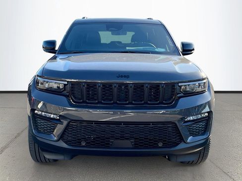 New 2025 Jeep Grand Cherokee Limited w/ Luxury Tech Group II image 2