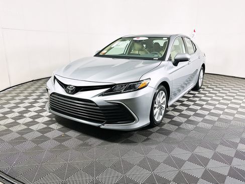 Certified 2024 Toyota Camry LE FWD image 7