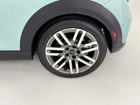 Certified 2026 MINI Cooper S FWD image 31