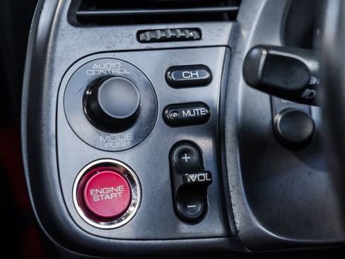 Used 2003 Honda S2000 image 10