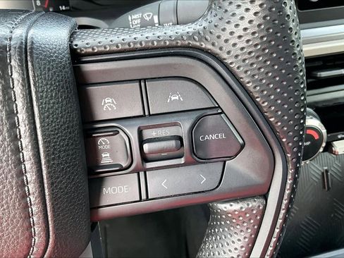 Used 2024 Toyota Tacoma SR5 image 21