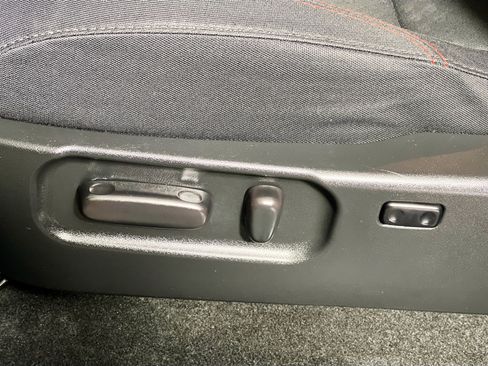 Used 2022 Toyota Tacoma SR5 image 15