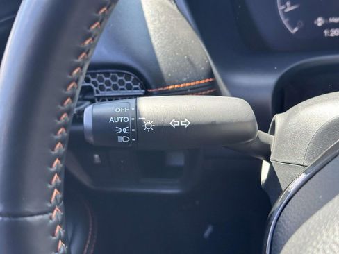 Certified 2025 Honda HR-V Sport image 19