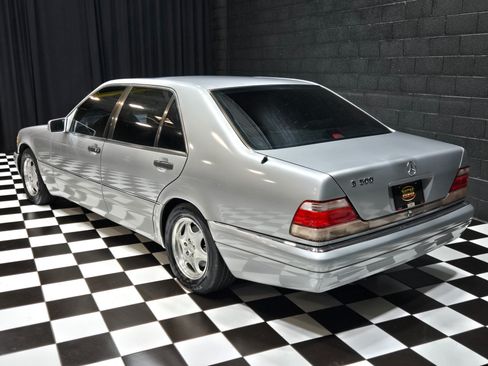 Used 1999 Mercedes-Benz S 500 Sedan image 2
