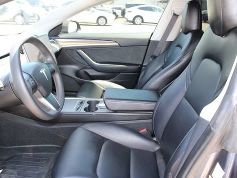 Used 2023 Tesla Model 3 Standard Range RWD image 35