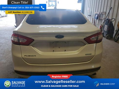 Used 2014 Ford Fusion SE w/ Equipment Group 202A FWD image 8