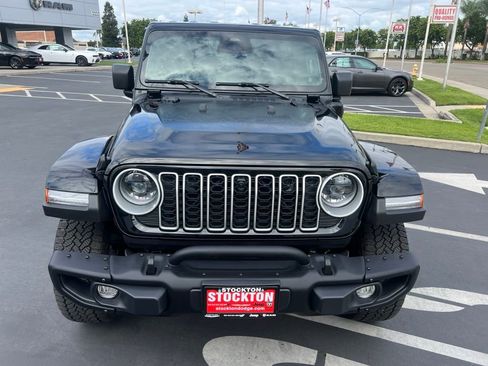Used 2025 Jeep Wrangler Backcountry 4xe AWD/4WD image 7