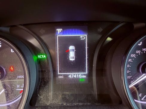 Used 2022 Toyota Camry SE image 22