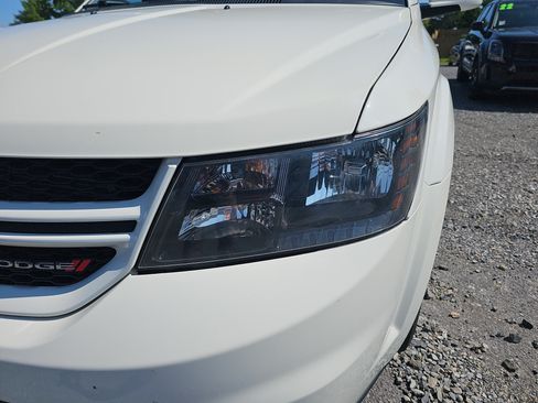 Used 2017 Dodge Journey GT w/ Driver Convenience Group AWD/4WD image 10