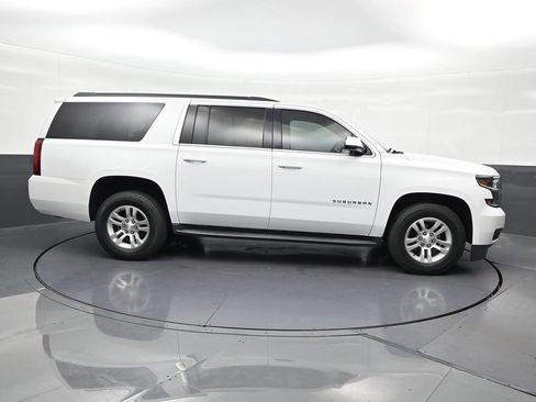 Used 2020 Chevrolet Suburban LS RWD image 7
