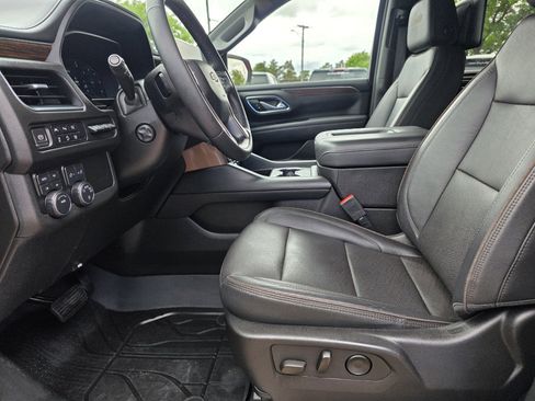 Certified 2024 Chevrolet Tahoe High Country w/ Premium Package 2 image 17