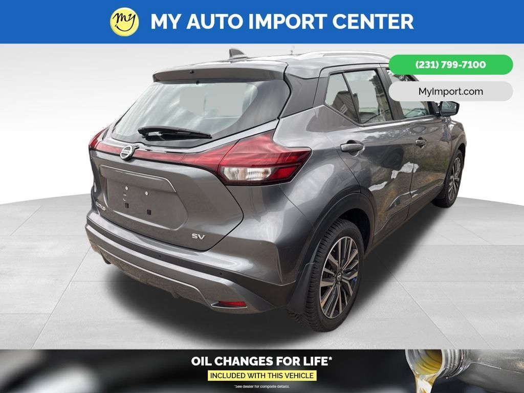 Used 2021 Nissan Kicks SV FWD image 5
