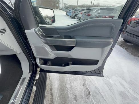 Used 2022 Ford F150 Limited image 32