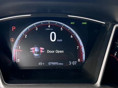 Used 2020 Honda Civic Sport image 27