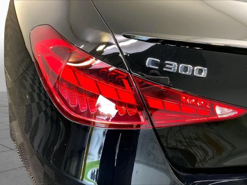 Used 2023 Mercedes-Benz C 300 4MATIC Sedan image 28
