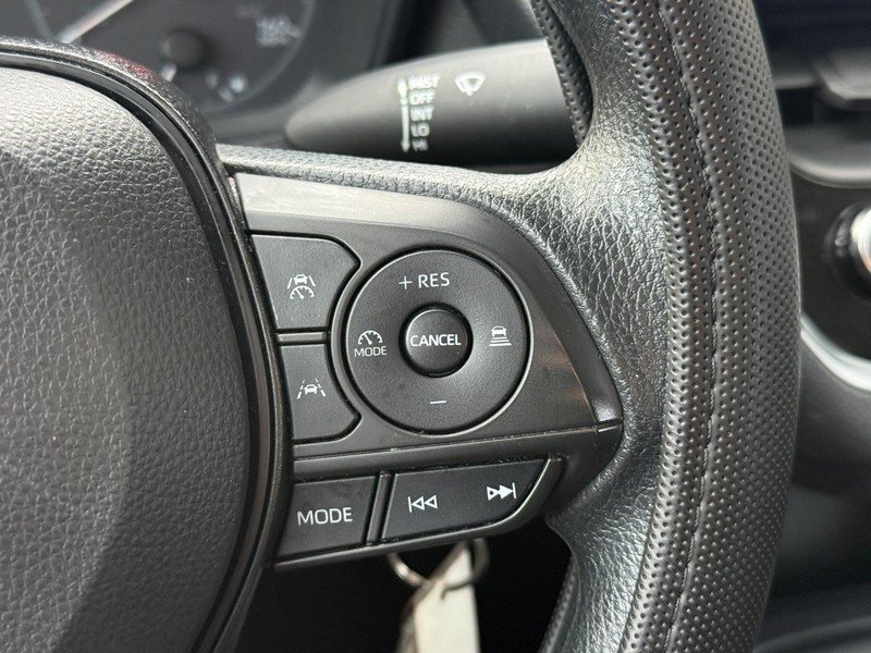 Used 2023 Toyota Corolla LE FWD image 21
