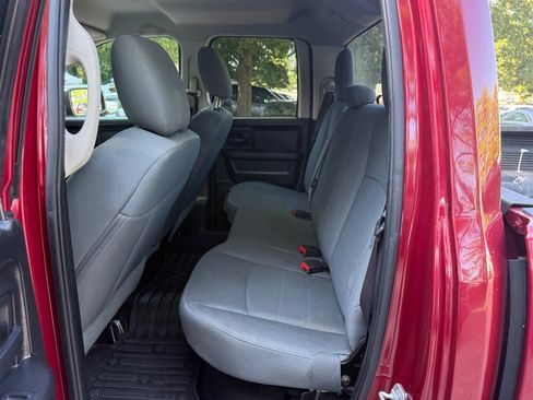 Used 2015 RAM 1500 Express AWD/4WD image 12