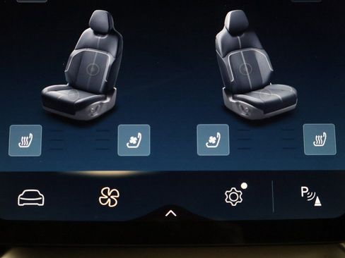 Used 2024 Lucid Air Touring image 47