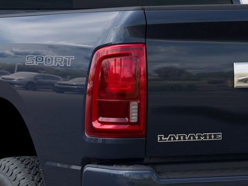 New 2026 RAM 2500 Laramie w/ Sport Appearance Package AWD/4WD image 9