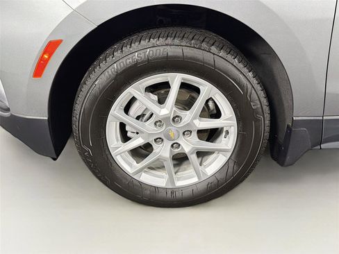 Used 2023 Chevrolet Equinox LT w/ LPO, Floor Liner Package AWD/4WD image 31