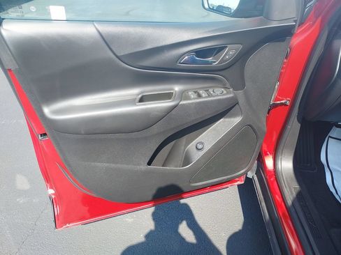 Used 2023 Chevrolet Equinox LT FWD image 12
