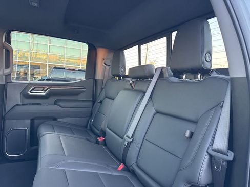 New 2026 GMC Sierra 1500 SLT w/ SLT Premium Plus Package image 33