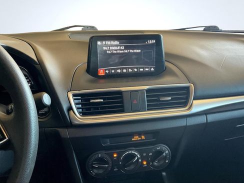 Used 2017 MAZDA MAZDA3 Sport image 6