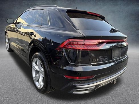 Used 2021 Audi Q8 AWD/4WD image 2