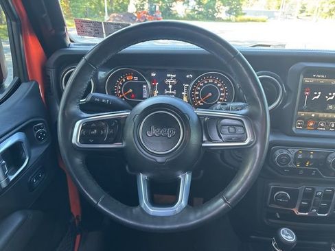 Used 2023 Jeep Wrangler Altitude image 23